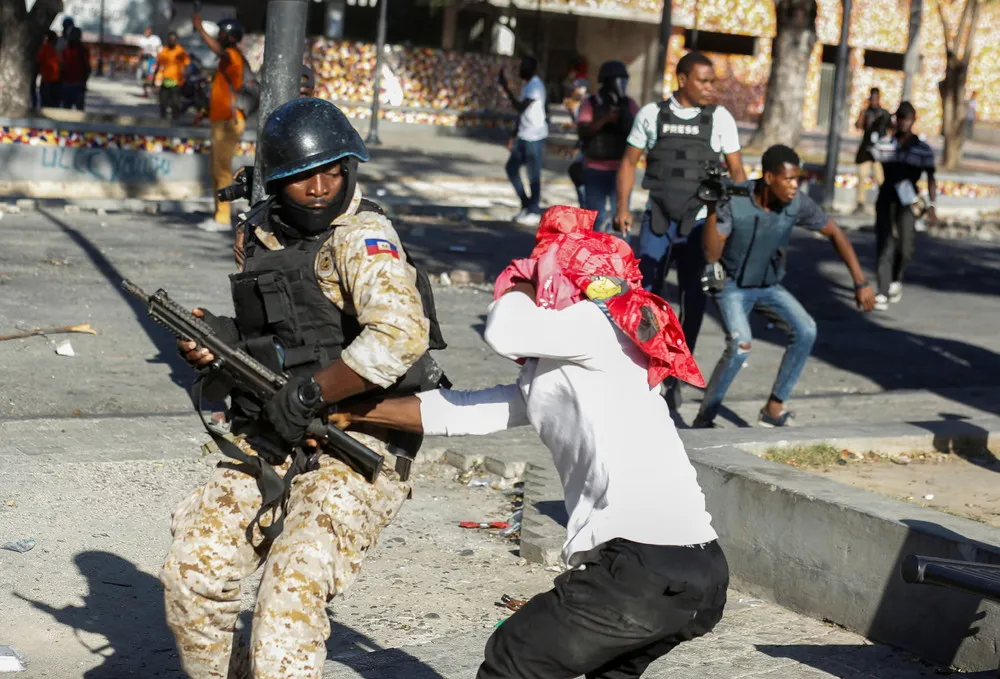 Pictures of the Year 2021, Part 13/102