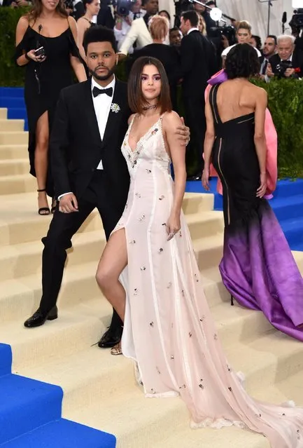 Recording artists Selena Gomez and The Weeknd attend “Rei Kawakubo/Comme des Garcons: Art Of The In-Between” Costume Institute Gala at Metropolitan Museum of Art on May 1, 2017 in New York City. (Photo by John Shearer/Getty Images)