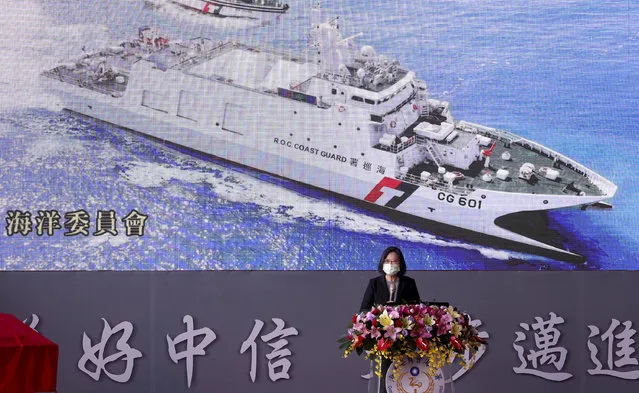 Taiwan's President Tsai Ing-wen speaks during a delivery and launching ceremony of domestically built warships at the Jong Shyn Shipbuilding Corp's shipyards in Kaohsiung, southern of Taiwan, Friday, December 11, 2020. (Photo by Chiang Ying-ying/AP Photo)