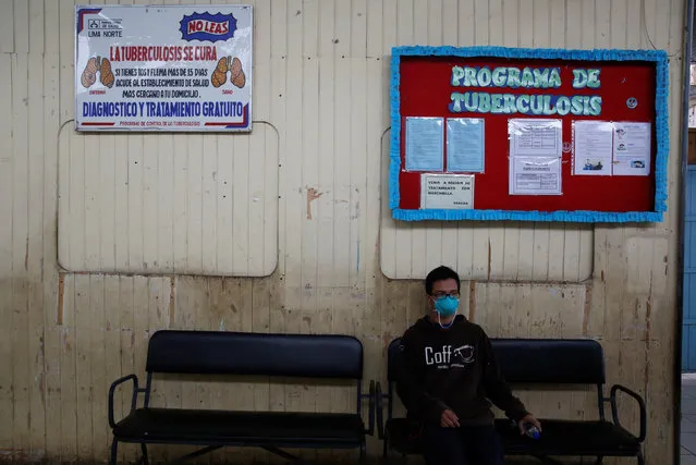 Jorge waits to  receive his medicine for tuberculosis at El Progreso Health Centre in Carabayllo in Lima, Peru July 14, 2016. (Photo by Mariana Bazo/Reuters)