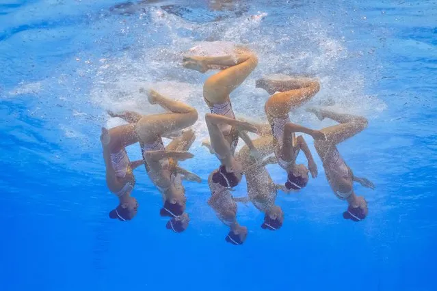 Greece competes in the final of the women's team free artistic swimming event during the World Aquatics Championships in Fukuoka on July 21, 2023. (Photo by François-Xavier Marit/AFP Photo)