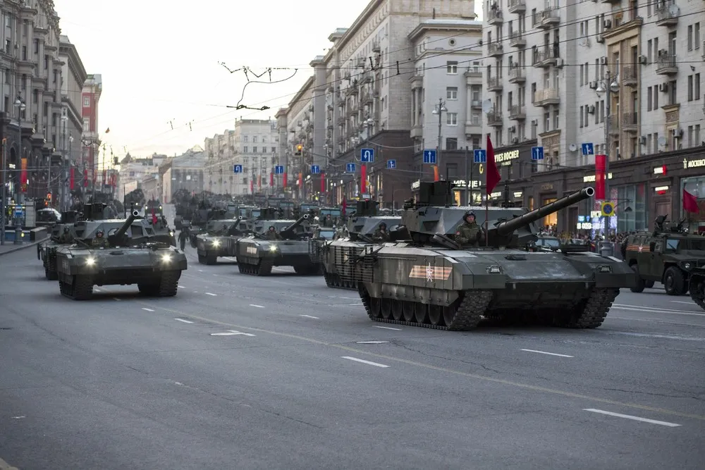 Moscow Preparing for the Parade