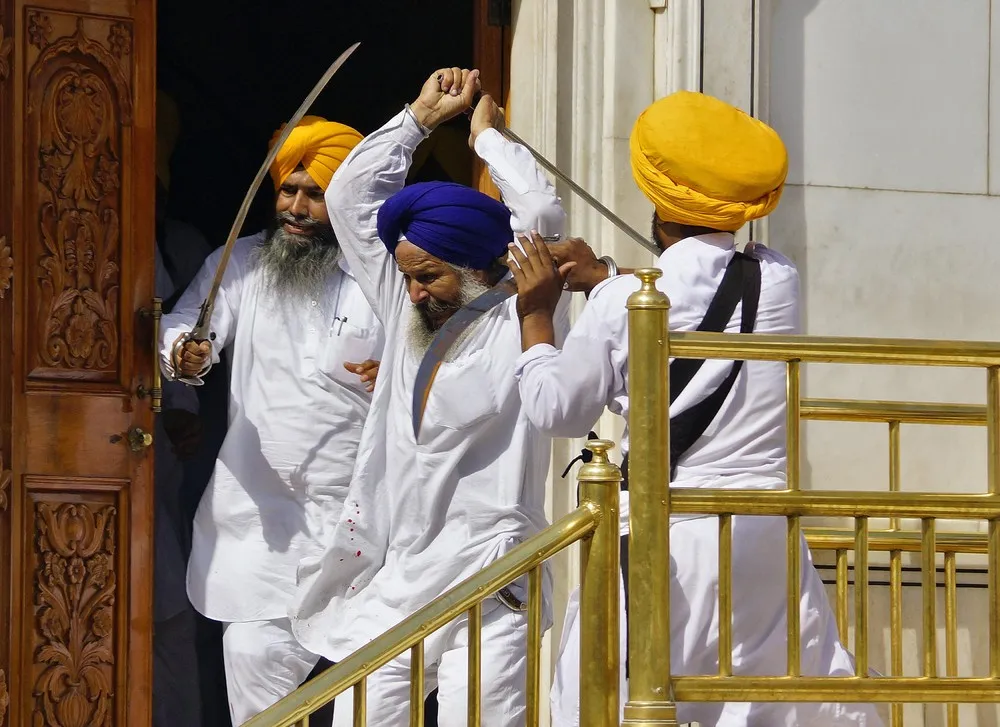 Clashes at Golden Temple