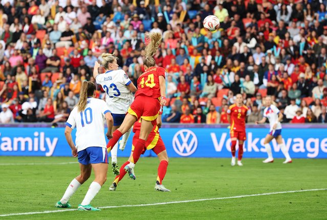 Alessia Russo of England scores his team's first goal during the UEFA Women's EURO 2025 Final match between England and Spain at St. Jakob-Park on July 27, 2025 in Basel, Switzerland. (Photo by Alexander Hassenstein/Getty Images)