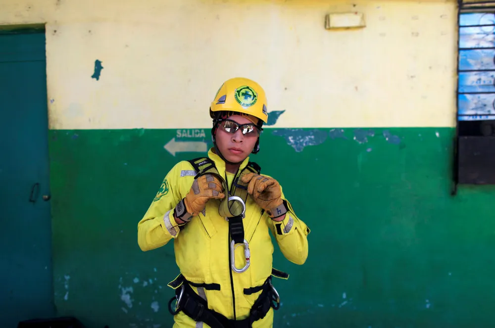 El Salvador's Young Emergency Workers