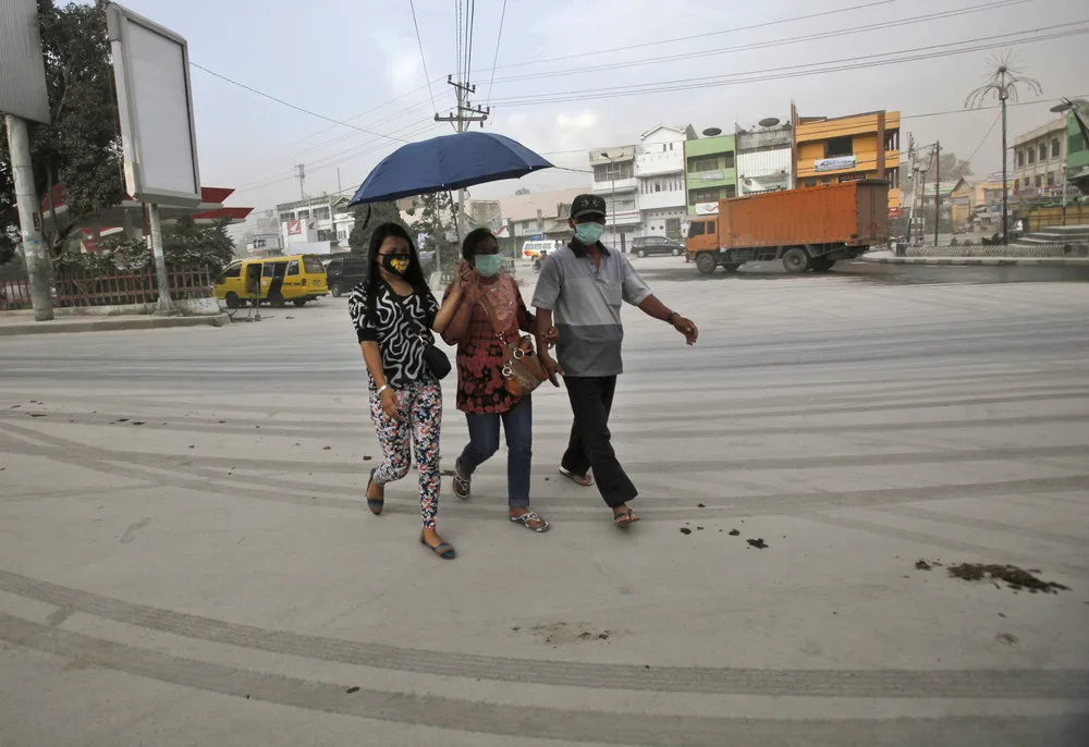 Indonesia's Mount Sinabung Erupts Again