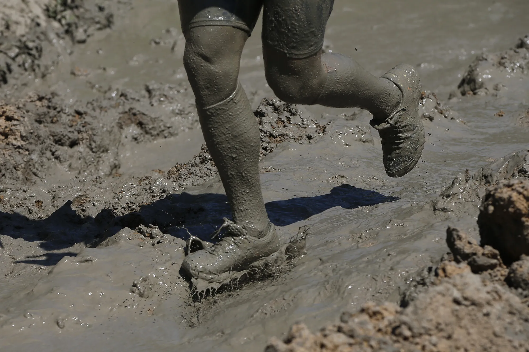 Погода грязи на дне. Международный день грязи (International Mud Day). Международный день грязи 29 июня.