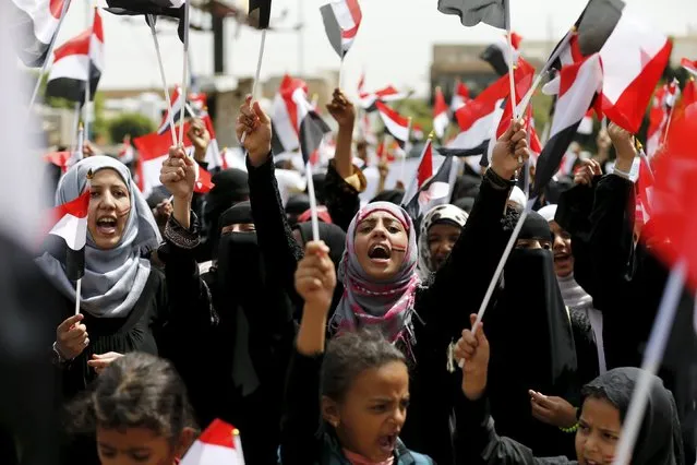 Girls demonstrate against the Saudi-led coalition outside the offices of the United Nations in Yemen's capital Sanaa August 11, 2015. (Photo by Khaled Abdullah/Reuters)