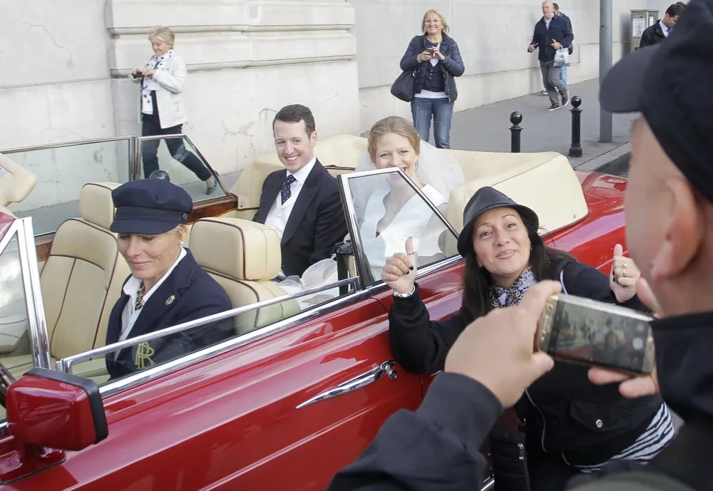 The Day in Photos – October 9, 2017