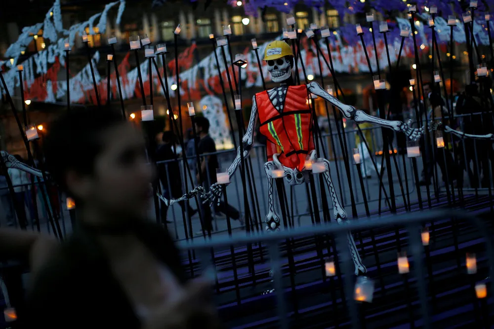 The Day in Photos – November 1, 2017