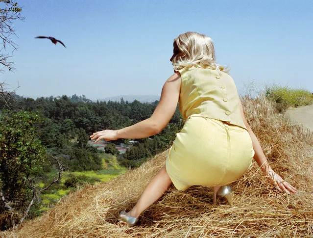 “Her work is reminiscent of Alfred Hitchcock and David Lynch, her glamorous noir-esque heroines dying horrible deaths by drowning, falling out of windows or suffering excruciating loneliness”. Here: Polyester Julie, 2007. (Photo by Alex Prager Studio/Lehmann Maupin Gallery)