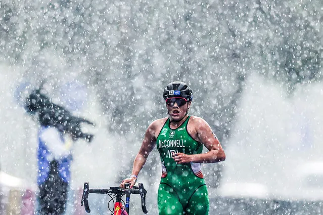 Ireland's Erin McConnell competing in the triathlon during the European Games at Nowa Huta Lake, Poland on June 27, 2023. (Photo by Tom Maher/Inpho)