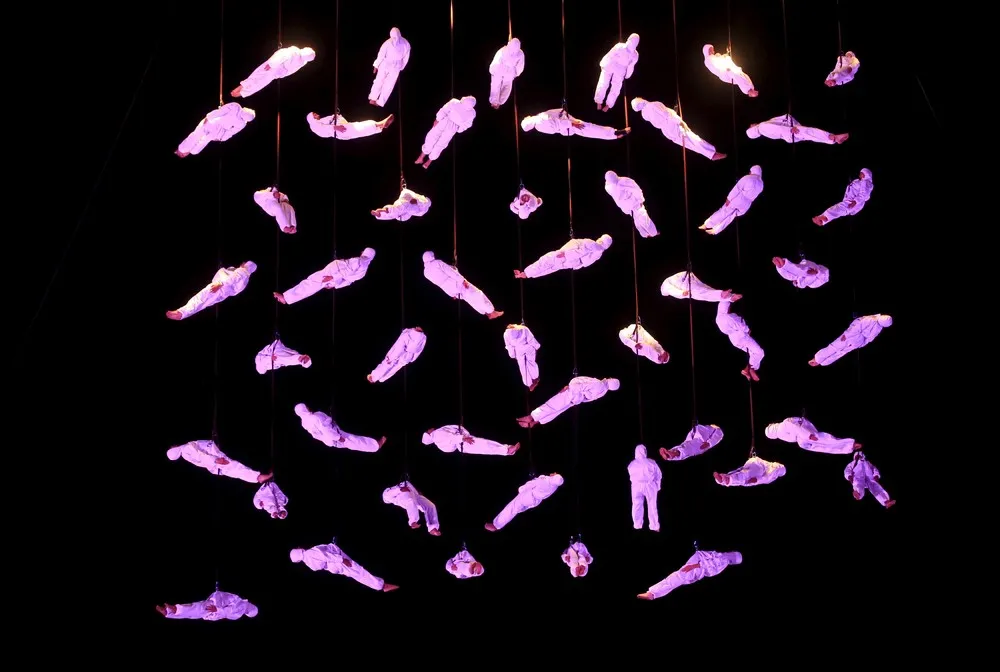 The Day in Photos – March 8, 2016