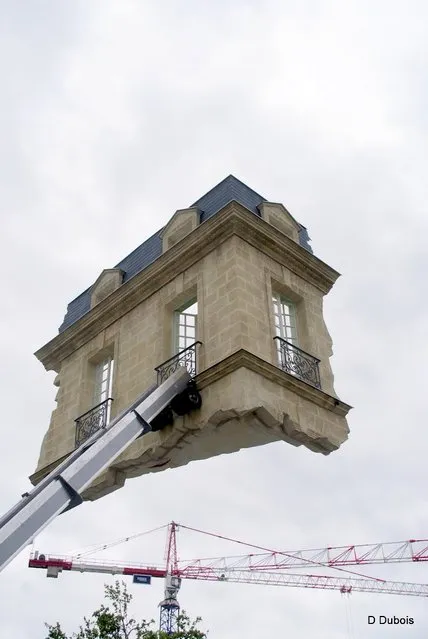 Surreal Floating Room Sculptures By Leandro Erlich