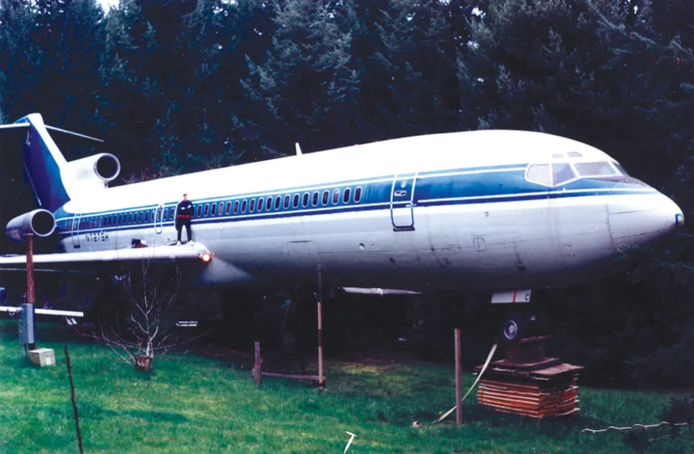 Bruce Campbell's Boeing 727 Home Project
