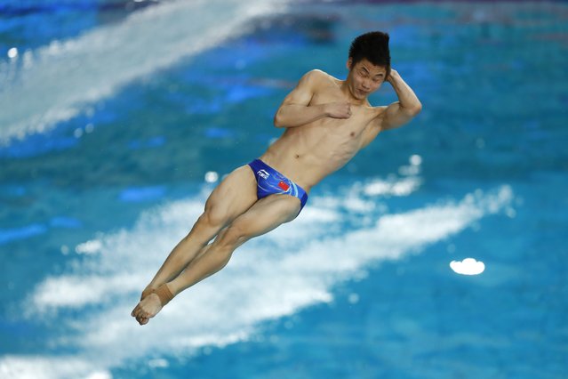 Jiuyuan Zheng of China in action during the preliminary round of the Men's 3m springboard competition of the World Aquatics Diving World Cup 2025 at the Metropolitan Aquatic Center in Guadalajara, Mexico, 03 April 2025. (Photo by Francisco Guasco/EPA/EFE)