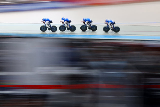 Italy’s Vittoria Guazzini, Martina Fidanza, Martina Alzini, and Federica Venturelli in the women’s team pursuit final at the UCI Track World Championships in Santiago, Chile on October 23, 2025. (Photo by Agustin Marcarian/Reuters)