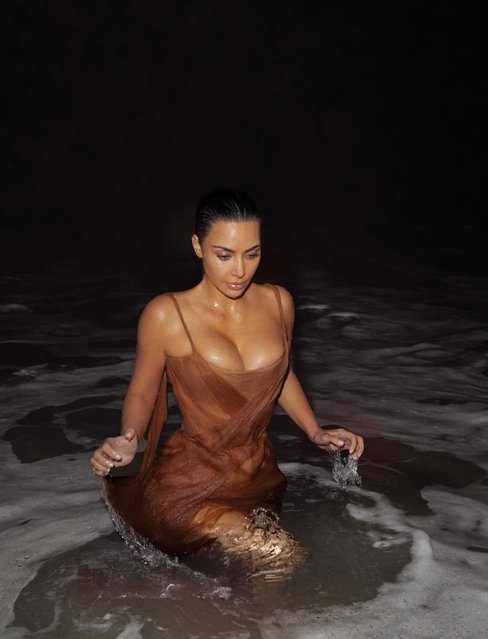 American media personality Kim Kardashian sports vintage Alexander McQueen for a night swim in Rio de Janeiro in the last decade of November 2025. You know, just for fun. (Photo by Tomás Herold/@tomasherold)