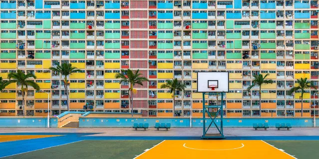 A bright but deserted playground in the Choi Hung Estate, Hong Kong. (Photo by Tran Minh Dung/Epson International Pano Awards 2018)