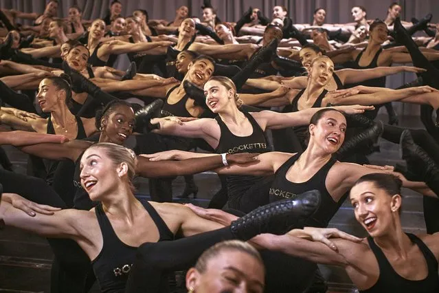 Dancers perform during a rehearsal for the “2023 Christmas Spectacular Starring the Radio City Rockettes” at St. Paul the Apostle Church on Thursday, October 19, 2023, in New York. (Photo by Andres Kudacki/AP Photo)
