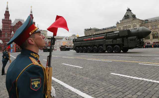 A Yars RS-24 intercontinental ballistic missile system during the 72nd anniversary of the end of World War II on the Red Square in Moscow, Russia on May 9, 2017. (Photo by Yuri Kochetkov/Reuters)