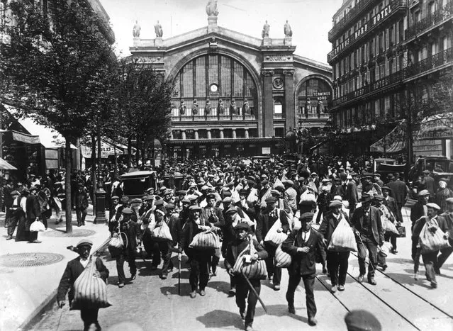 French reservists heading for the headquarters to join the army at the start of World War I, 1914.