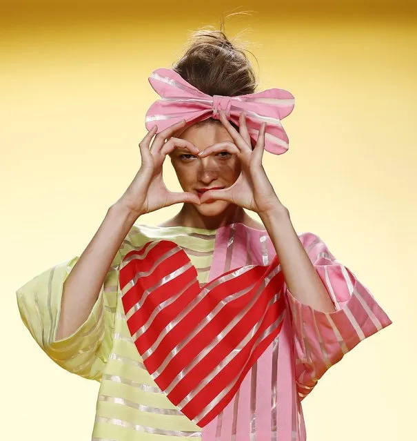 A model presents a creation from Agatha Ruiz de la Prada's Spring/Summer 2016 collection during the Mercedes-Benz Fashion Week in Madrid, Spain, September 18, 2015. (Photo by Andrea Comas/Reuters)