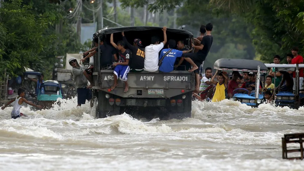 Powerful Typhoon in Philippines, Part 2