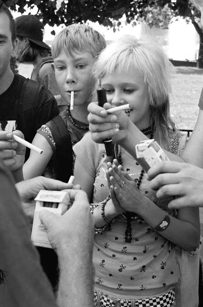 Simply Some Photos: Young Smokers