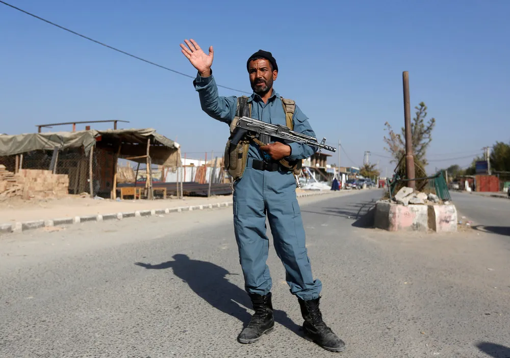 The Day in Photos – November 13, 2016