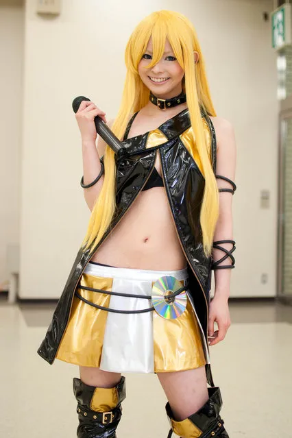 Cute Japanese Cosplay Girls. Vocaloid Lily