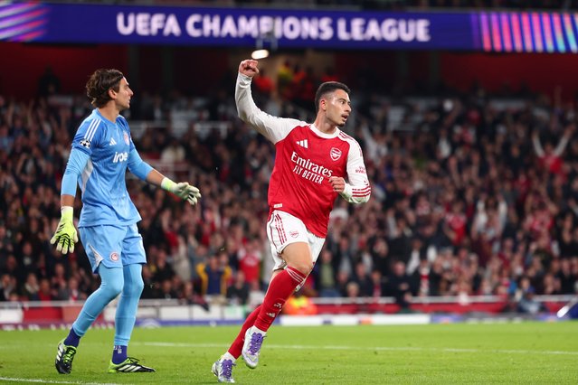 Arsenal's Gabriel Martinelli celebrates scoring the opening goal for 1-0 during the UEFA Champions League 2025/26 League Phase MD2 match between Arsenal FC and Olympiacos FC at Arsenal Stadium on October 1, 2025 in London, England. (Photo by Shaun Brooks – CameraSport via Getty Images)