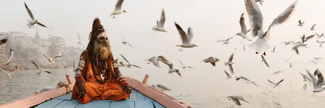 A sadhu (holy man) on a boat in Varanasi, India. (Photo by Jason Denning/Epson International Pano Awards 2018)