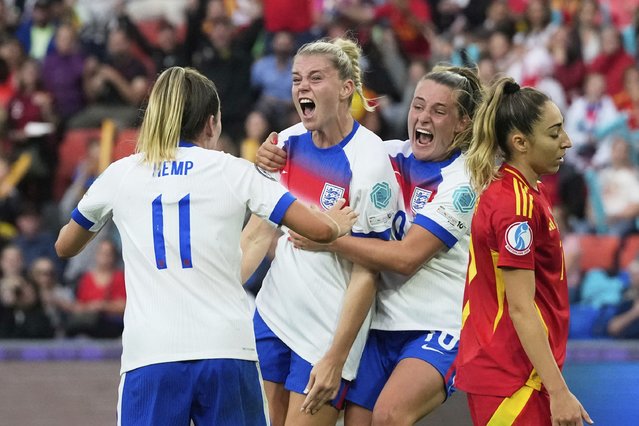 England's Alessia Russo, center, reacts after scoring her side's first goal during the Women's Euro 2025 final soccer match between England and Spain at St. Jakob-Park in Basel, Switzerland, Sunday, July 27, 2025. (Photo by Alessandra Tarantino/AP Photo)