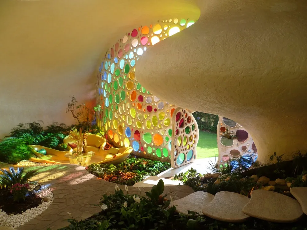 Living In A Shell – Nautilus House