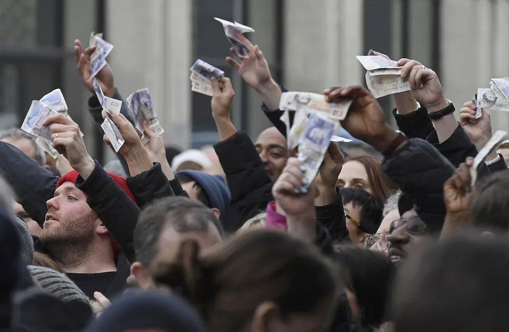 The Day in Photos – December 25, 2016