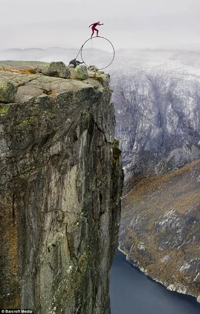 Eskil Ronningsbakken By Extreme Balancing Acts