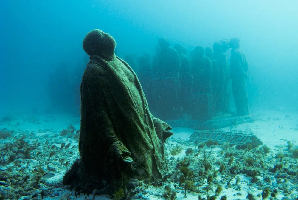 A Monumental Underwater Museum “MUSA”