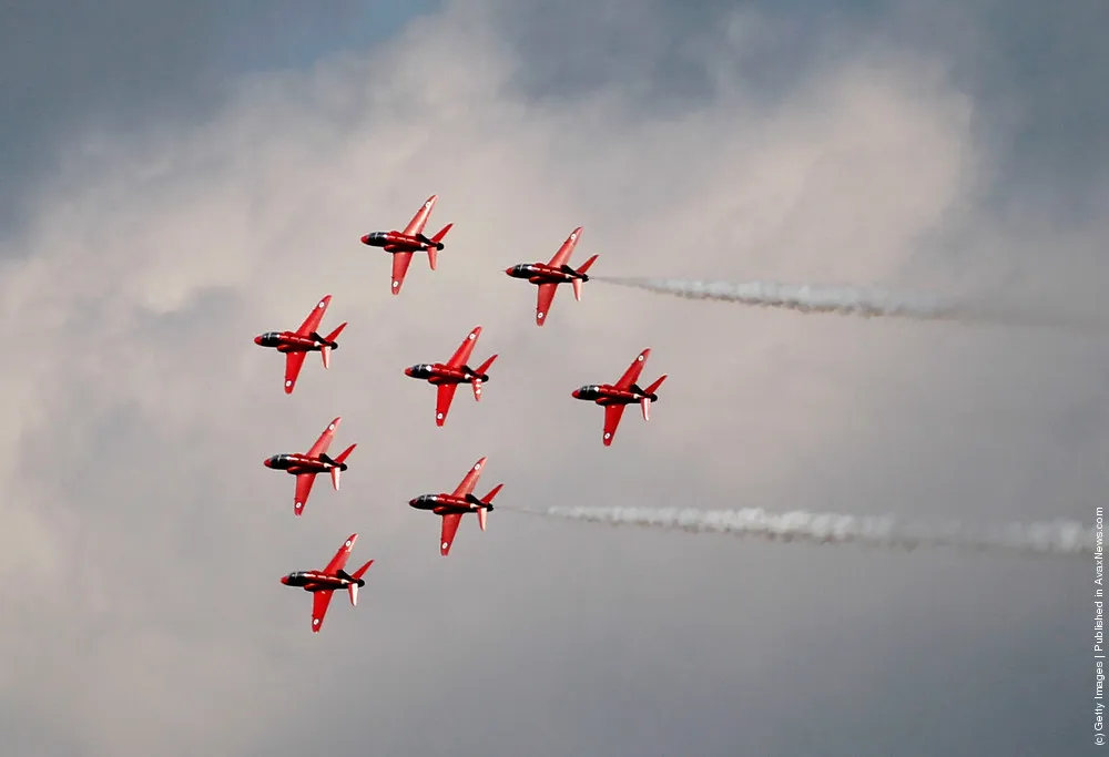 The Red Arrows Perform Their First Public Aerobatic Display