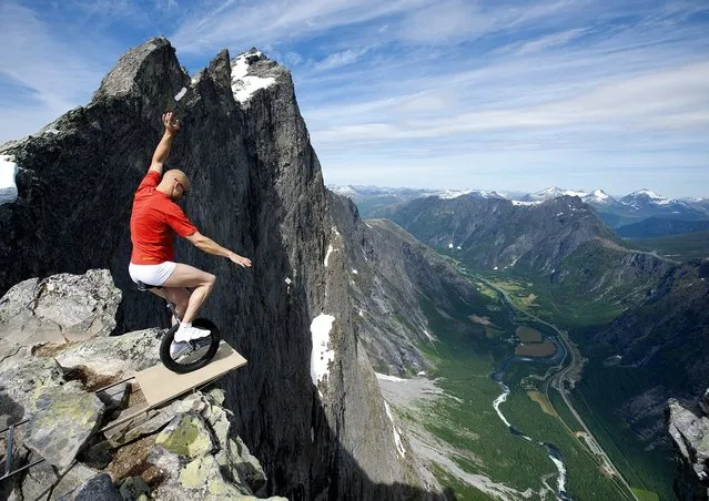 Eskil Ronningsbakken By Extreme Balancing Acts