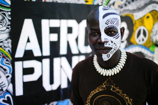 A man takes part in the Annual Afropunk Music festival in the borough of Brooklyn in New York, U.S., August 27, 2016. (Photo by Eduardo Munoz/Reuters)