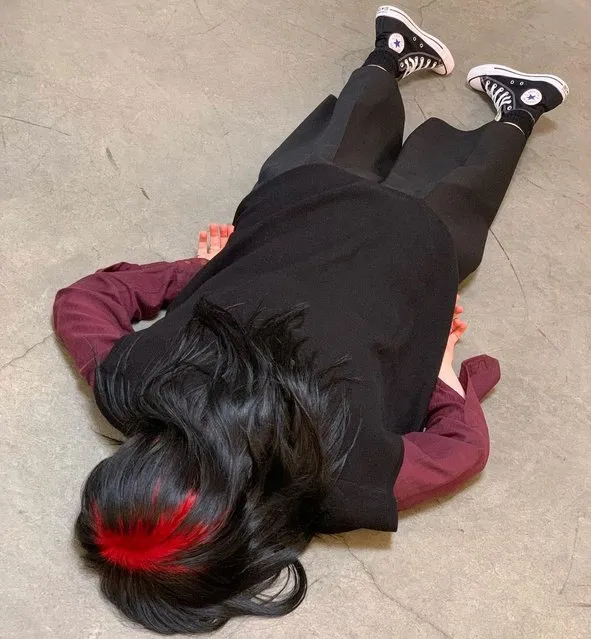 American singer-songwriter Billie Eilish in the last decade of August 2023 face plants. (Photo by billieeilish/Instagram)
