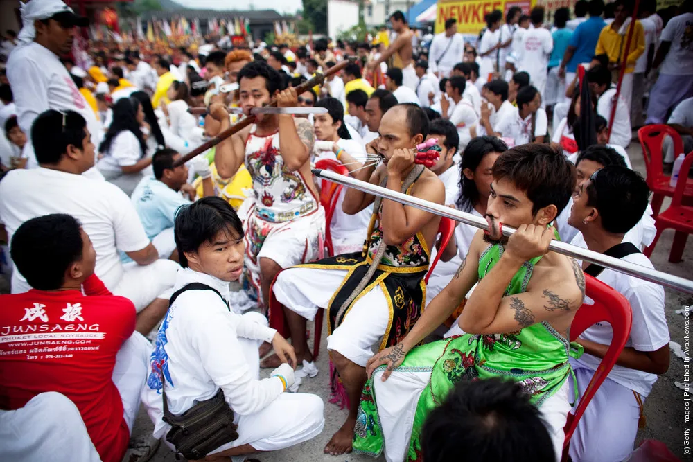 Devotees Mutilate Themselves At Phuket Vegetarian Festival