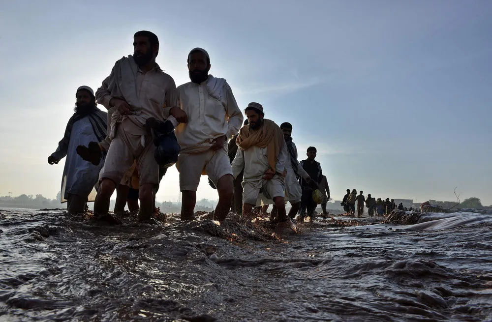 The Day in Photos – April 7, 2016. Part 1/2