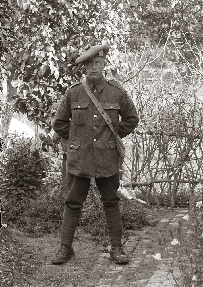 The Unseen “Selfies” of 1916 – Lost Tommies Portraits of the Somme