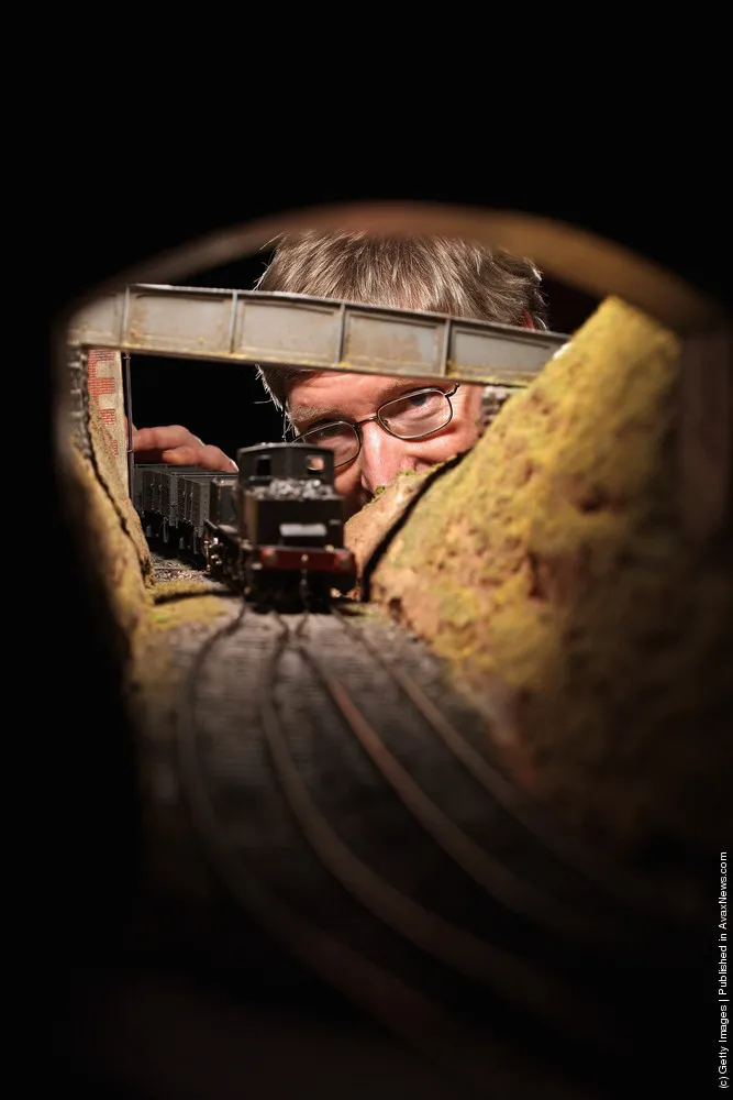 Model Rail Enthusiasts Visit the Model Rail Scotland Exhibition