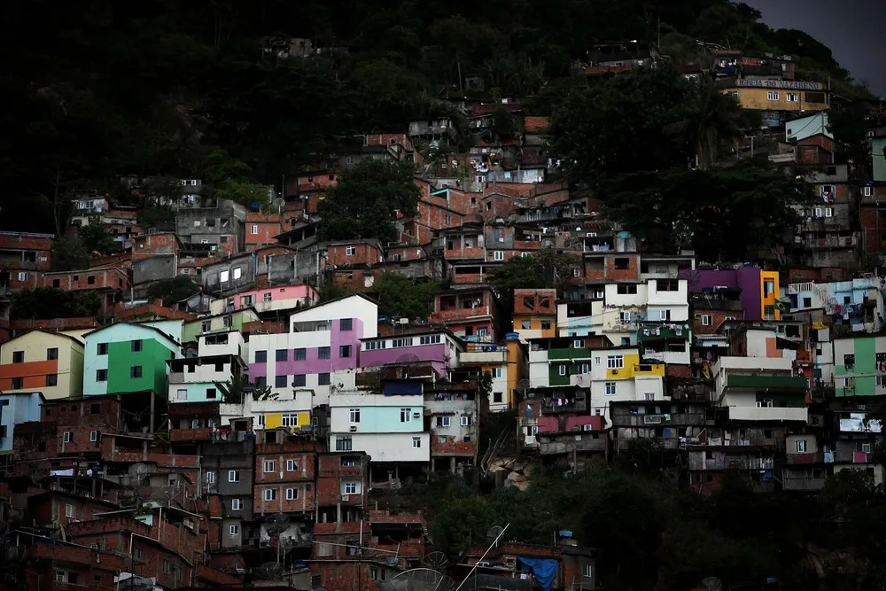 Fairy-Tale Night for Girls in Rio Slum