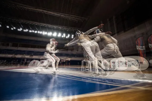Members of Great Britain's fencing team train for the Rio 2016 Olympic Games at the Minas Tennis Club in Belo Horizonte, Brazil on August 2, 2016. (Photo by Gustavo Andrade/AFP Photo)