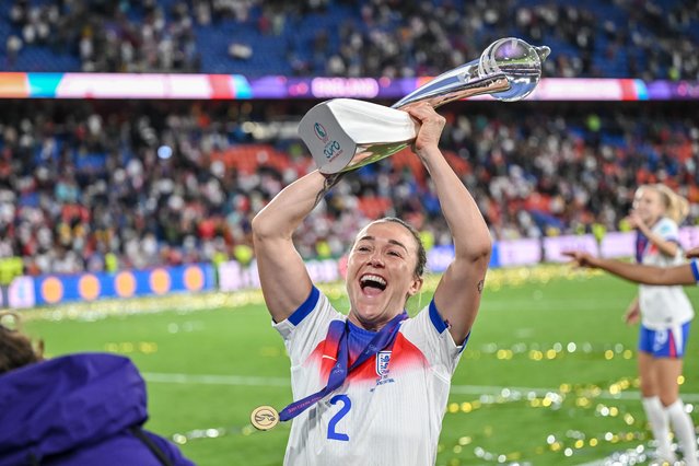 Lucy Bronze of England celebrates with the Trophy after the UEFA Women's EURO 2025 Final match between England and Spain at St. JakobPark on July 27, 2025 in Basel, Switzerland. (Photo by Harry Langer/DeFodi Images/DeFodi via Getty Images)
