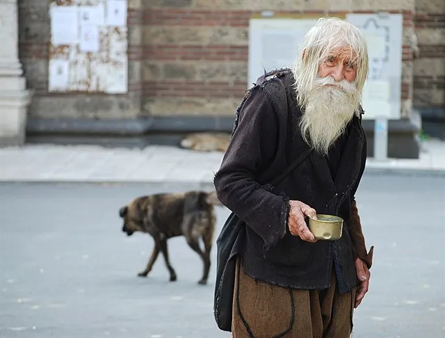 Grandpa Dobri – Beggar Charity